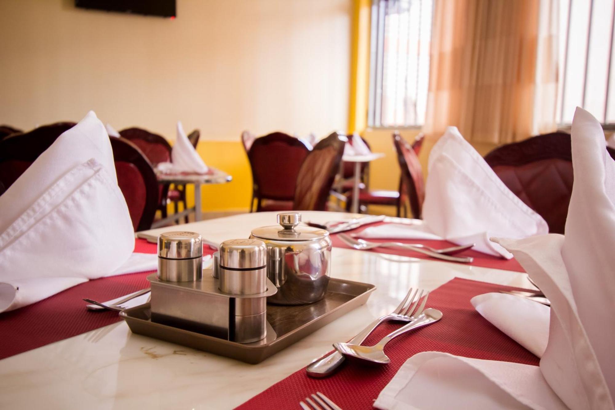 Paleo Hotel And Spa Thika Eksteriør bilde